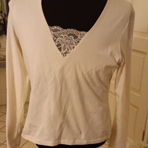 Moda Cream Lace V-Neck Blouse